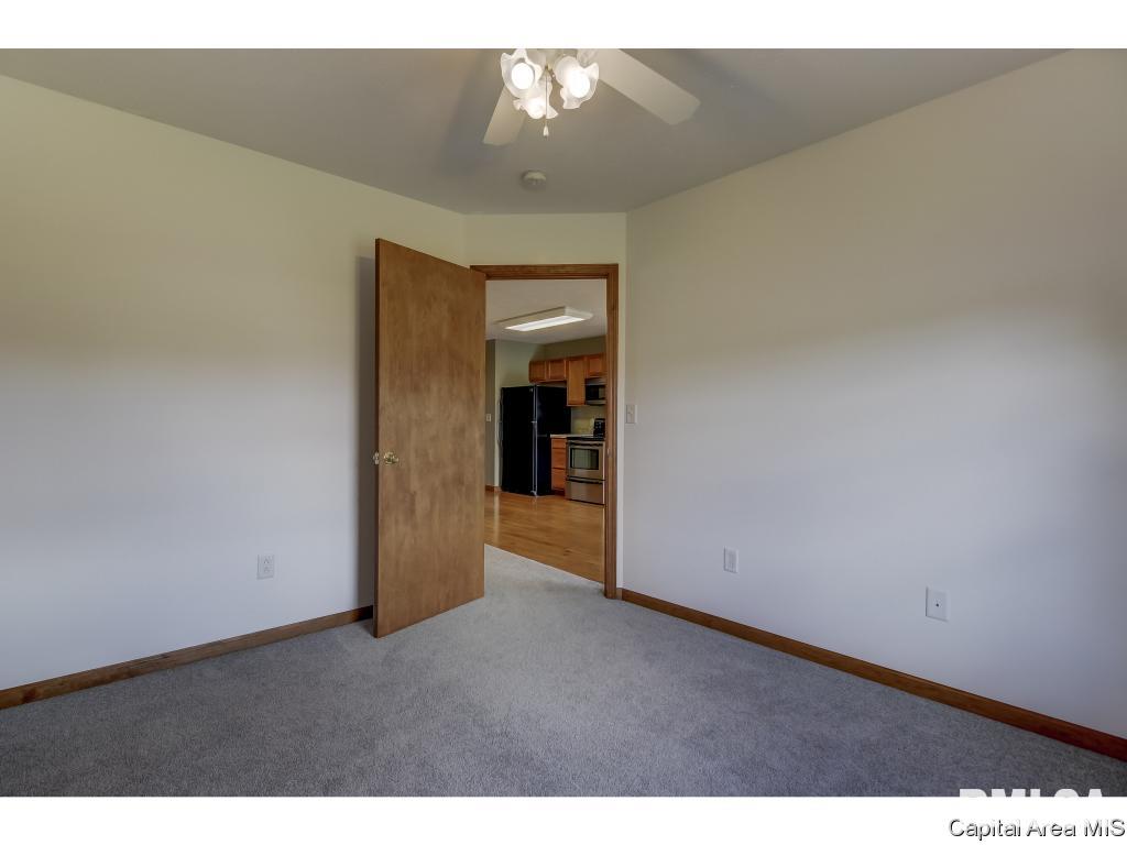 1803 Plover Road Springfield, IL 62711 - Photo 26 of 36 Gallery Image 26