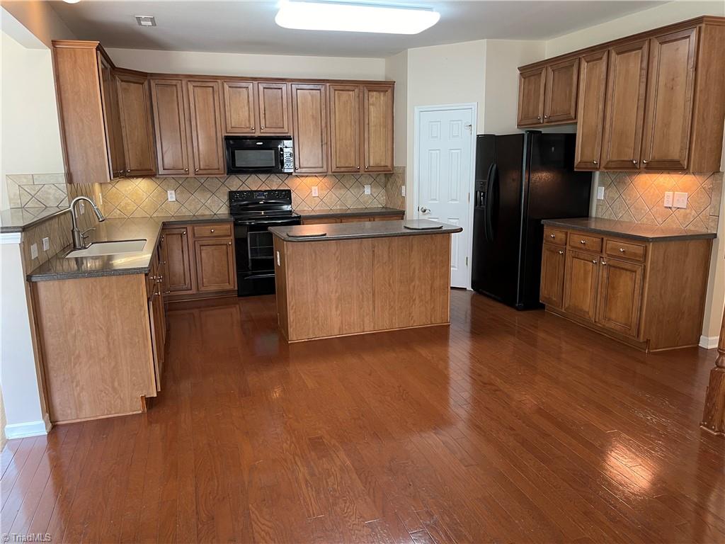 3837 Tonsley Place High Point, NC 27265 - Photo 8 of 25