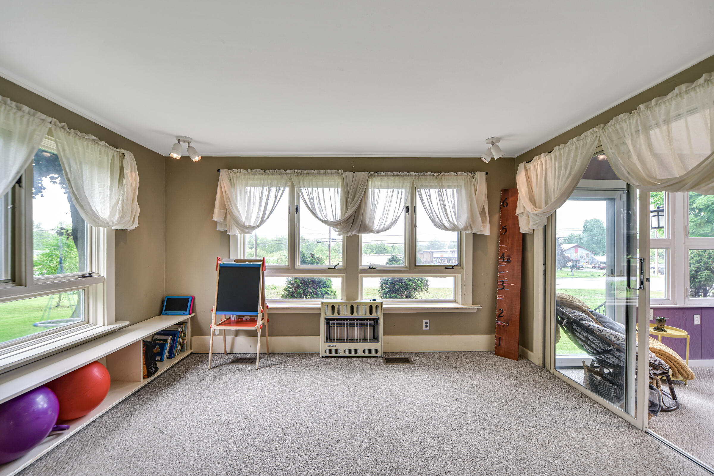 385 Skowhegan Road Fairfield, ME 04937 - Photo 16 of 41 108787gr-123