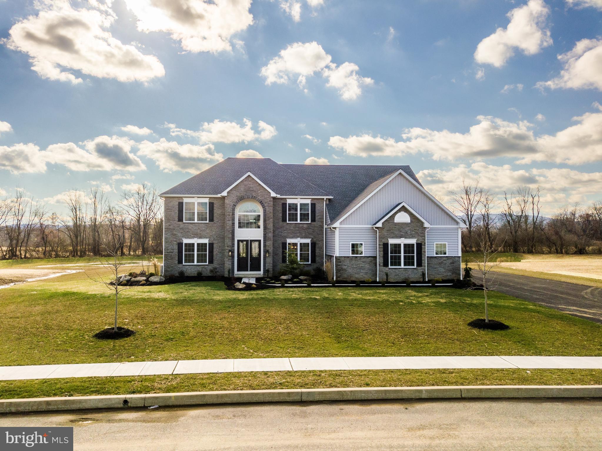 38 Chasen Court, Unit 37 Sinking Spring, PA 19608 - Photo 1 of 57