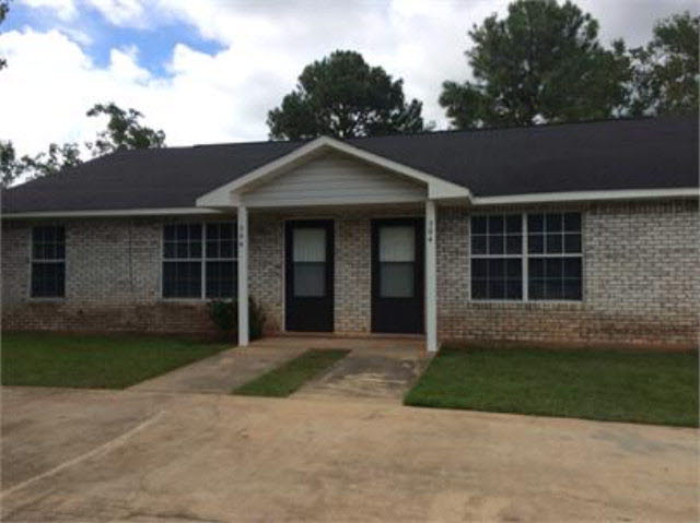 506 Carolyn Avenue Foley, AL 36535 - Photo 1 of 6
