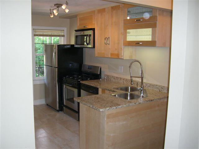 1948 Guilford Road Columbus, OH 43221 - Photo 3 of 6