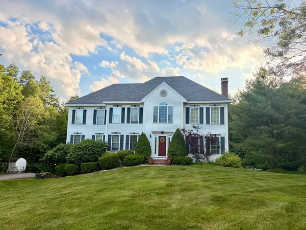 $1,075,000 | 12 Longmeadow Road, Windham, NH 03087