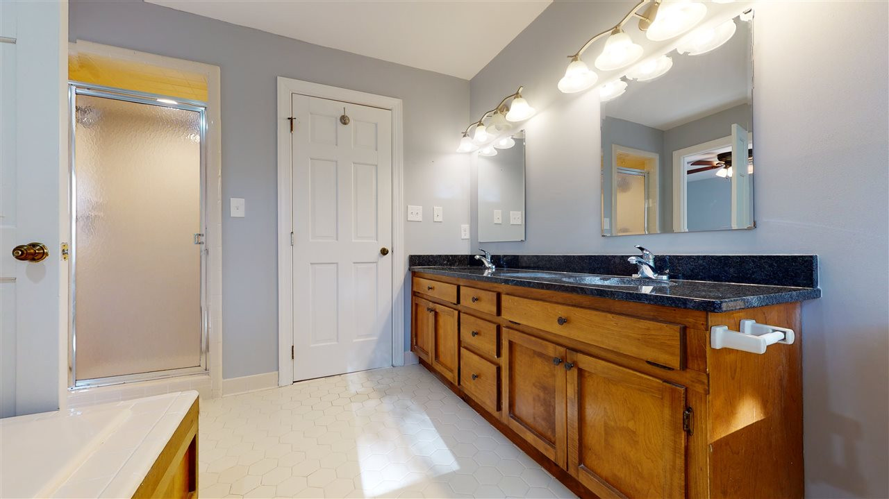 7621 Trowbridge Court Raleigh, NC 27613 - Photo 19 of 30 Photo 19