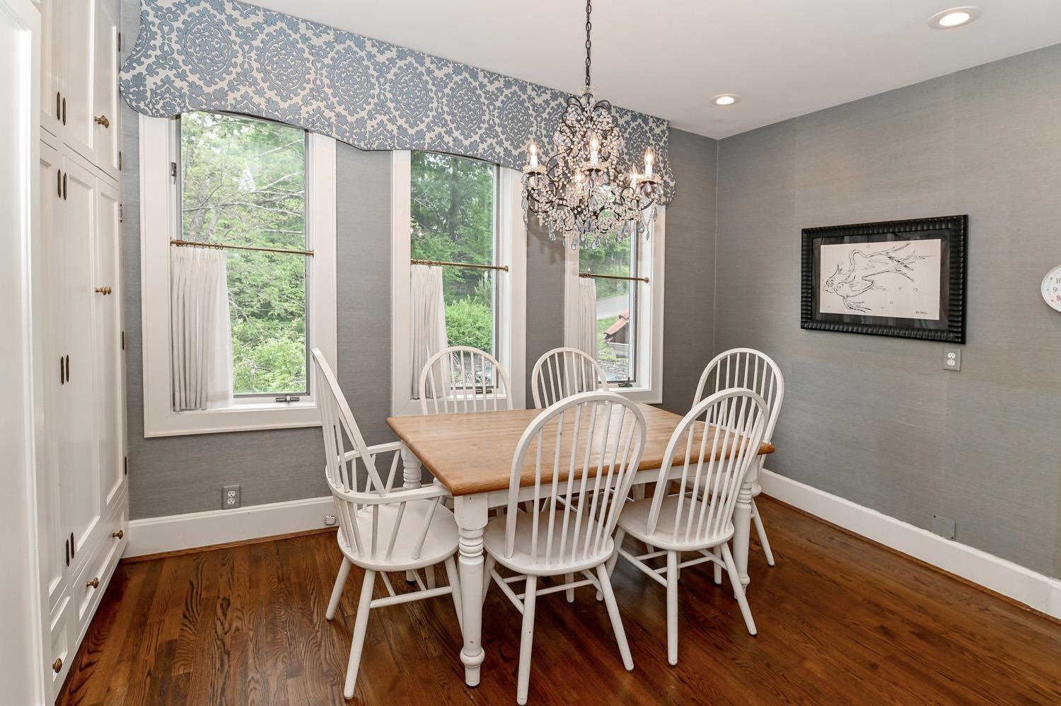 2461 Grandin Road Cincinnati, OH 45208 - Photo 16 of 48