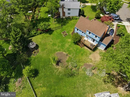 $899,999 | 7 Pitt Court, Rockville, MD 20850