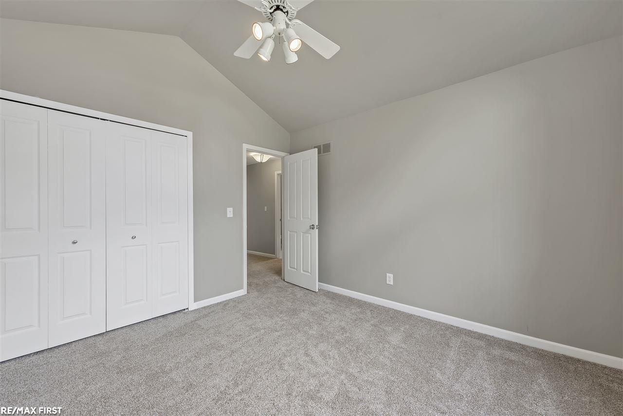 924 East Gunn Road Rochester, MI 48306 - Photo 42 of 49