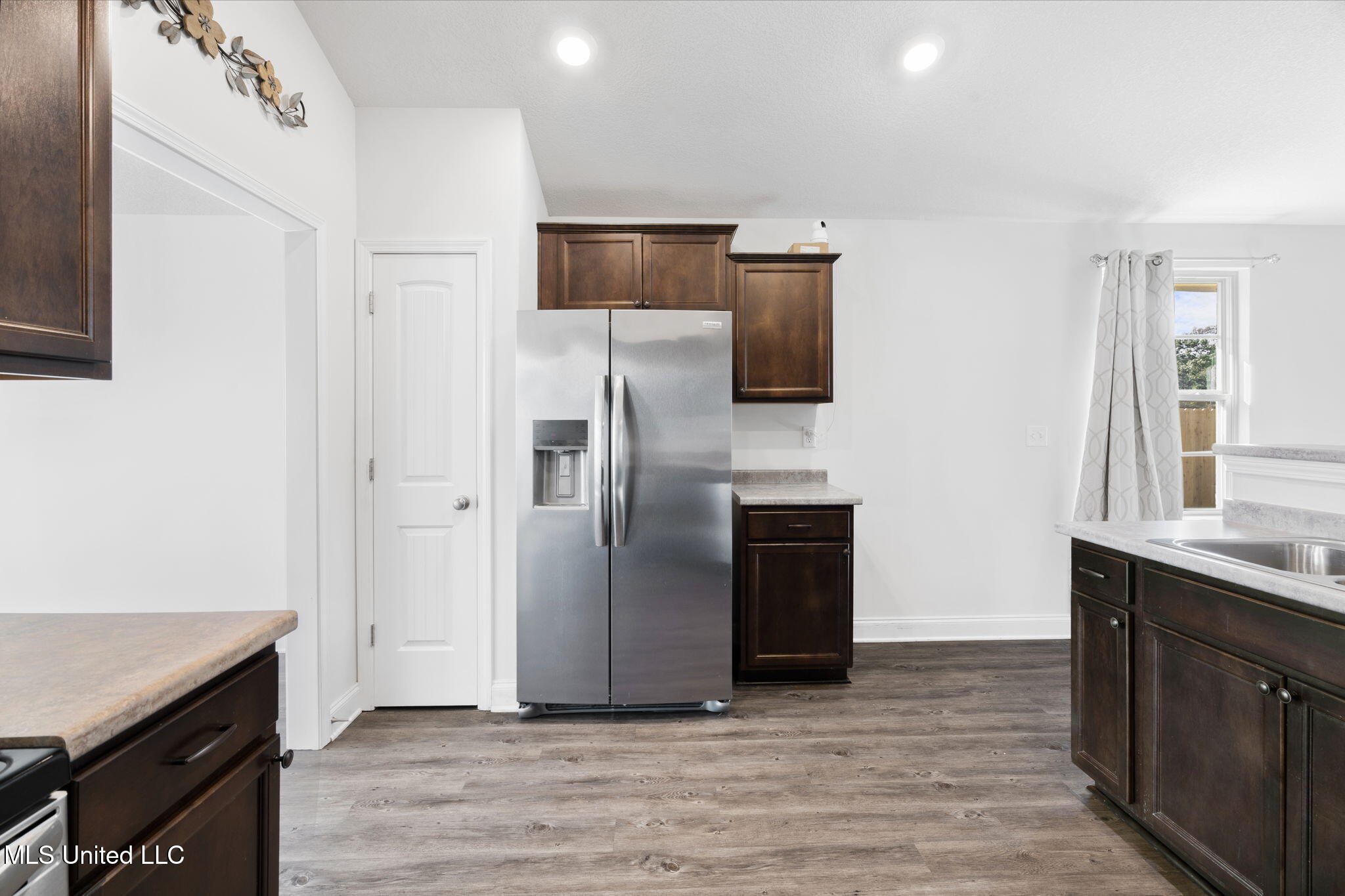 2520 Rutherford Drive Southaven, MS 38672 - Photo 26 of 26 Open Floor Plan