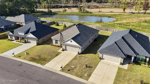 $326,000 | 2520 Rutherford Drive, Southaven, MS 38672