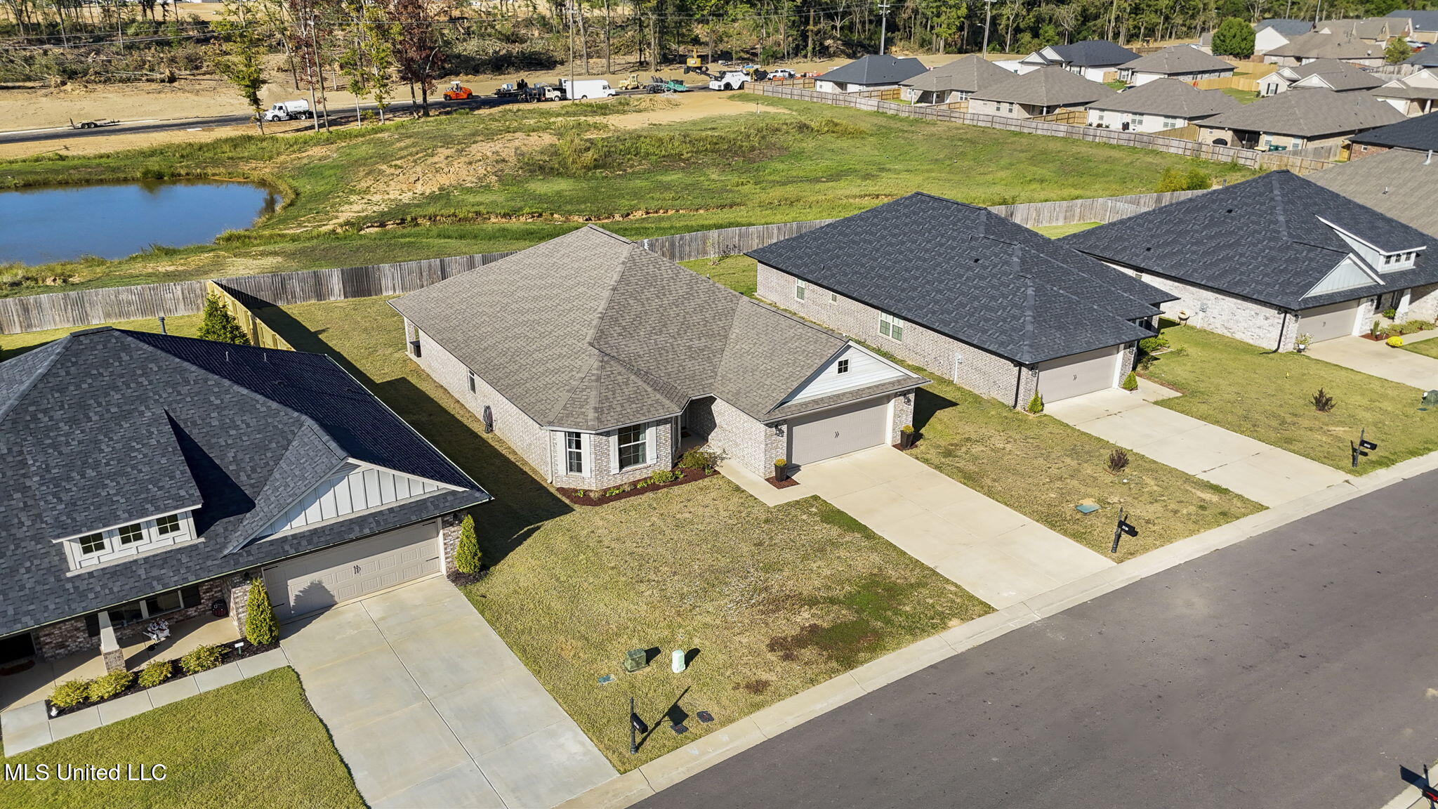 2520 Rutherford Drive Southaven, MS 38672 - Photo 23 of 26 Well kept Neighborhood