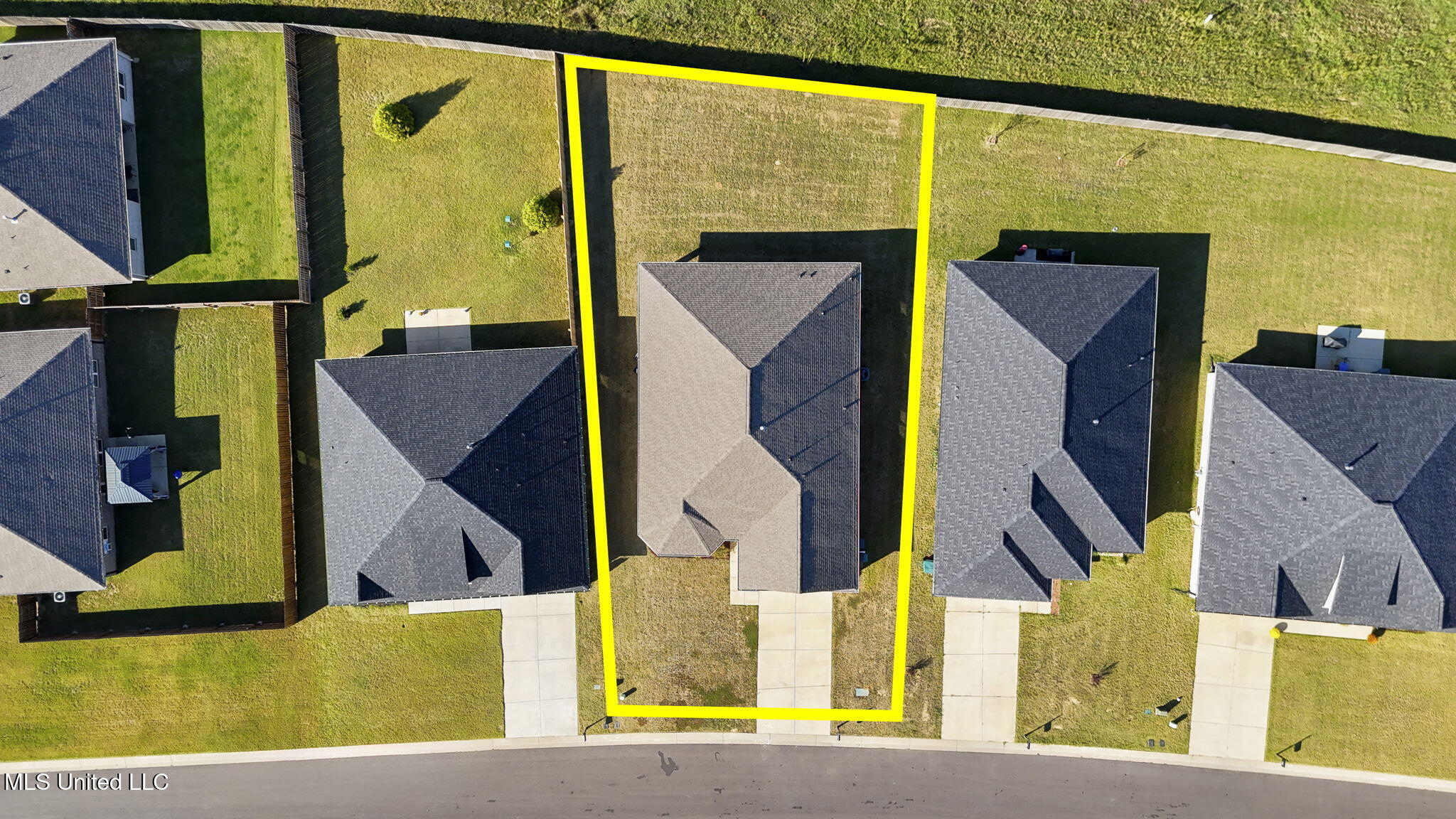 2520 Rutherford Drive Southaven, MS 38672 - Photo 24 of 26 Quiet Neighborhood