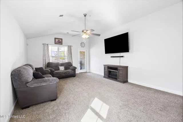 $326,000 | 2520 Rutherford Drive, Southaven, MS 38672