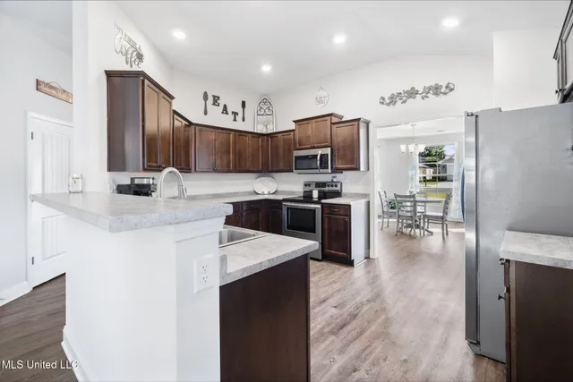 $326,000 | 2520 Rutherford Drive, Southaven, MS 38672