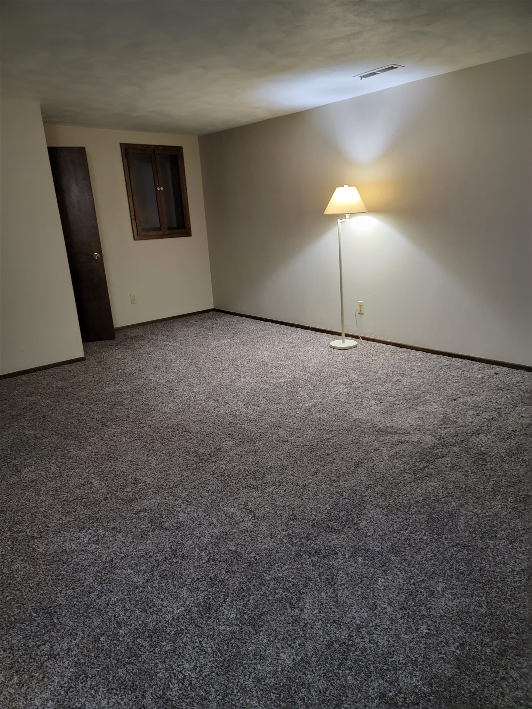 4685 High Point Drive Rockford, IL 61114 - Photo 16 of 20 a view of a livingroom with a fireplace