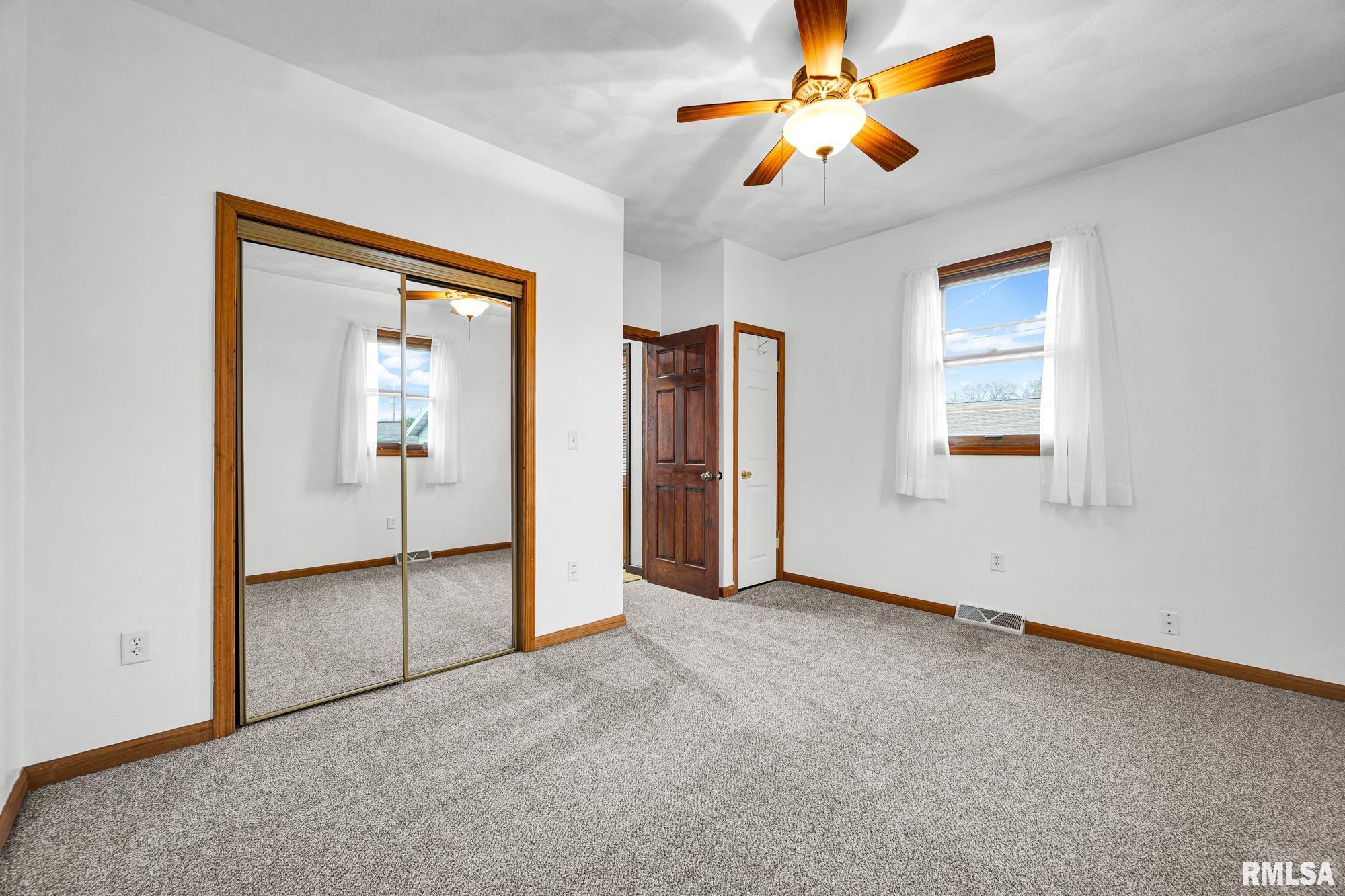 805 Mary Street Pekin, IL 61554 - Photo 18 of 34