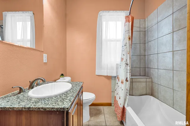 $129,900 | 805 Mary Street, Pekin, IL 61554