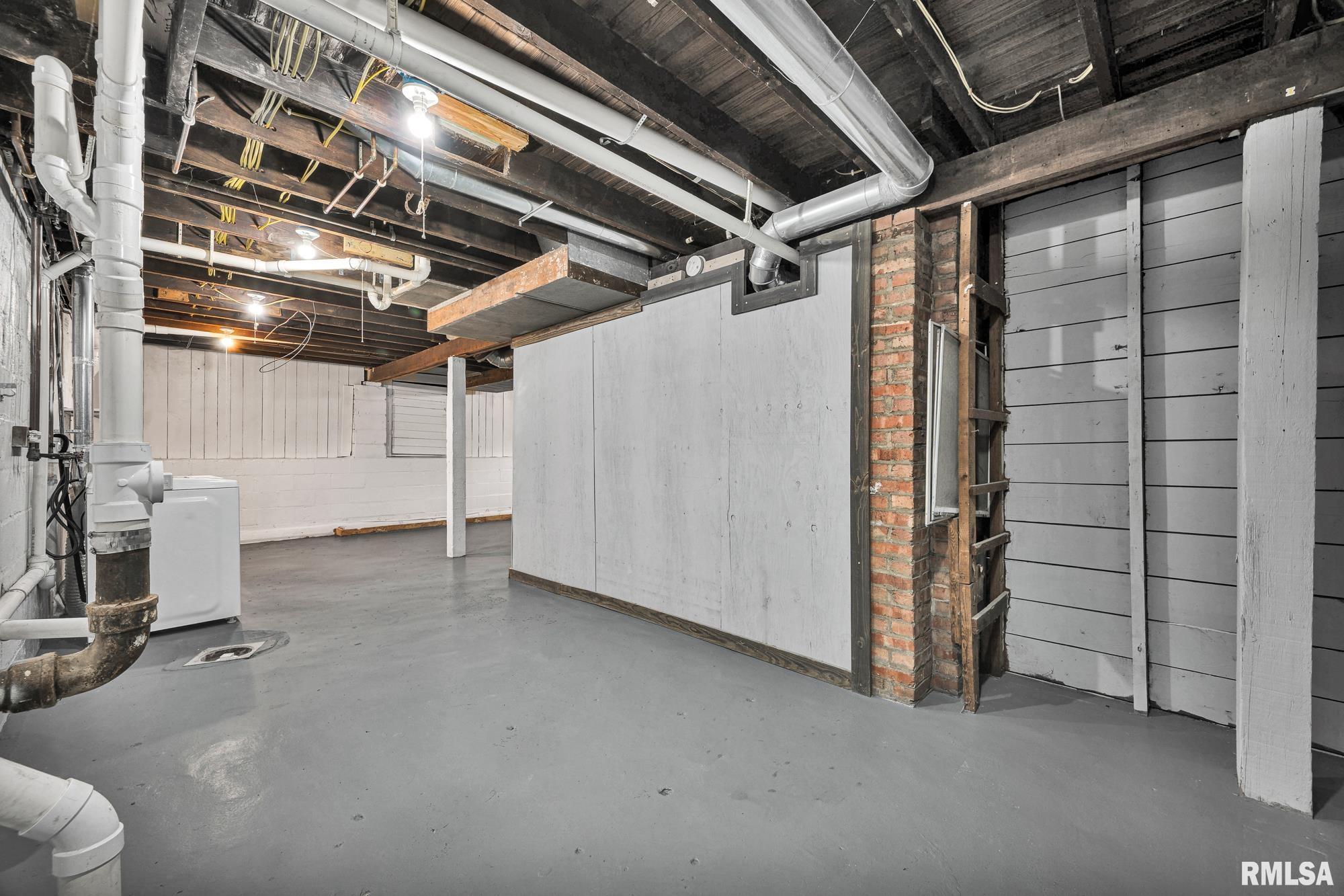 805 Mary Street Pekin, IL 61554 - Photo 24 of 34