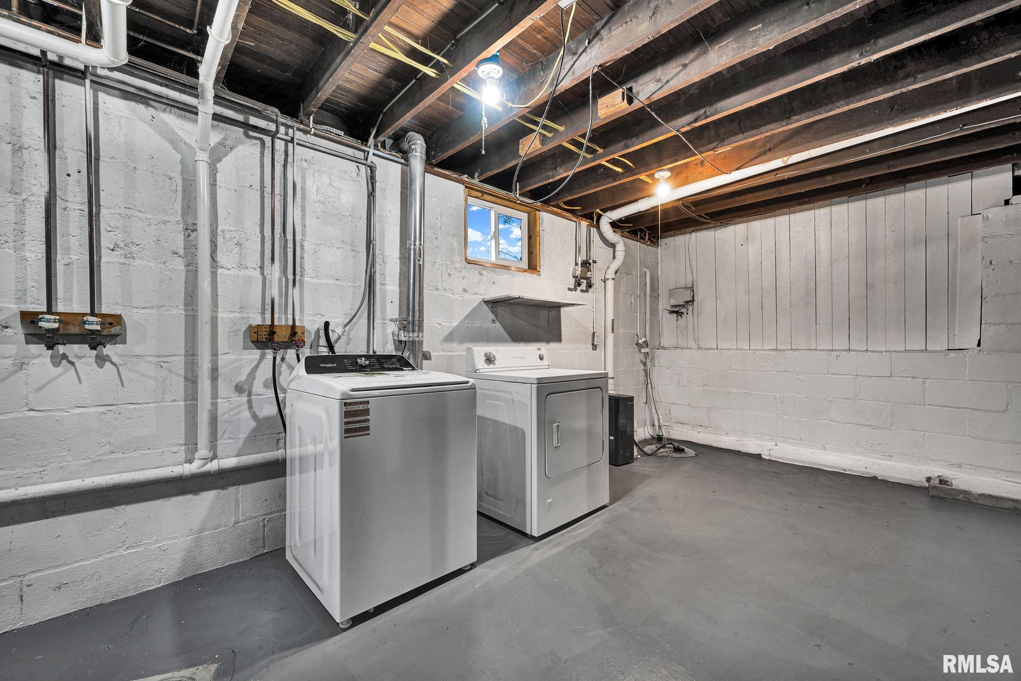 805 Mary Street Pekin, IL 61554 - Photo 25 of 34