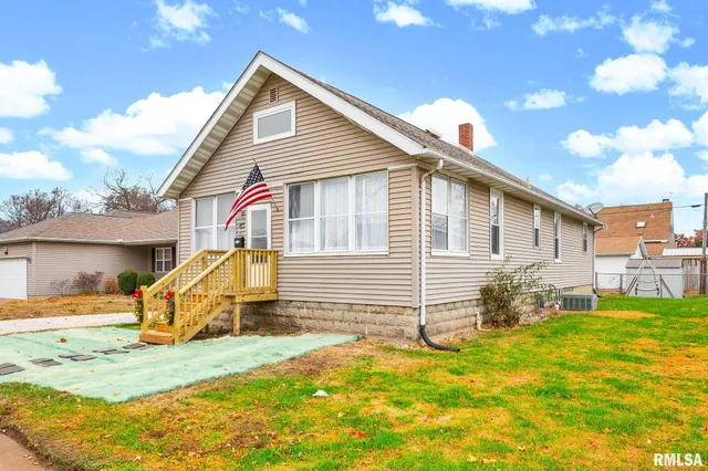 $129,900 | 805 Mary Street, Pekin, IL 61554