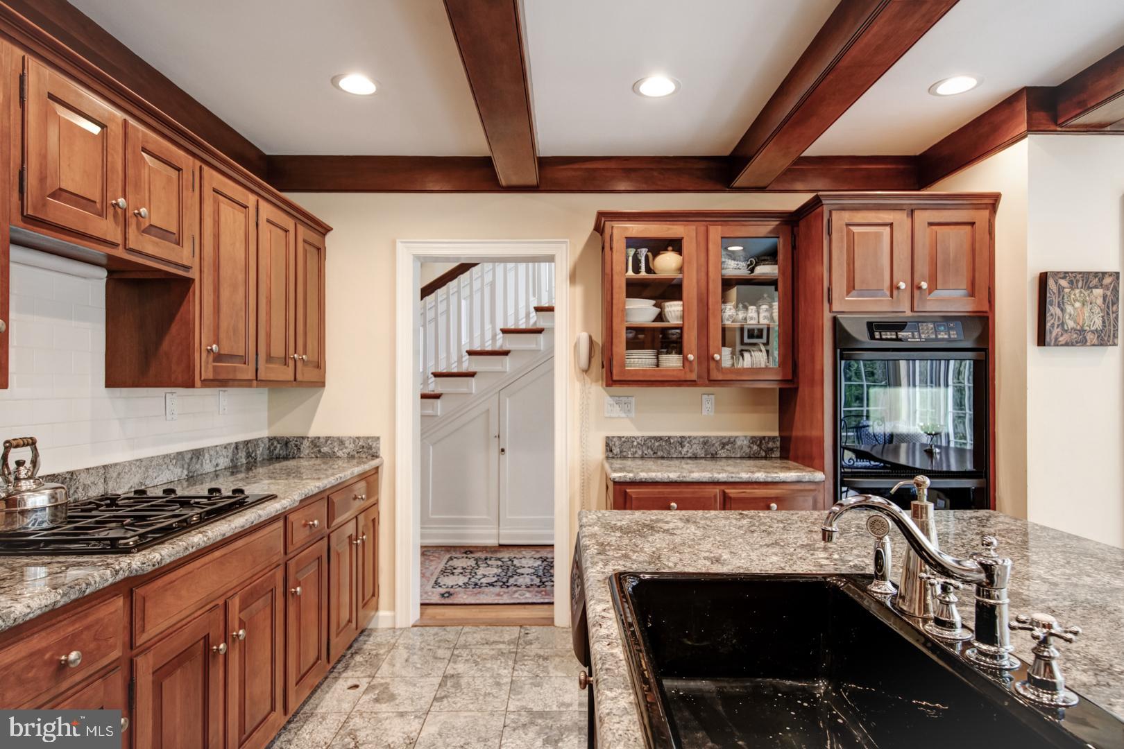 735 County Line Road Villanova, PA 19085 - Photo 27 of 81 Kitchen