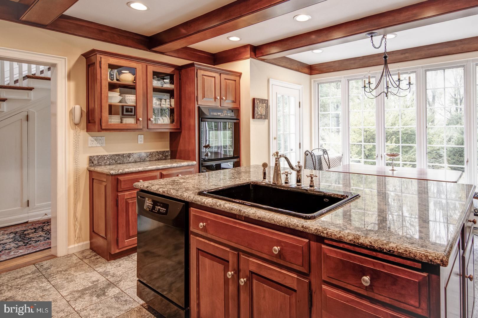 735 County Line Road Villanova, PA 19085 - Photo 29 of 81 Kitchen