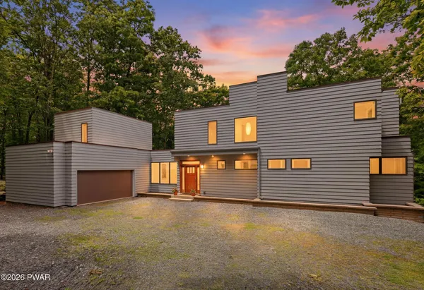 $2,100,000 | 128 Broadmoor Drive, Hawley, PA 18428