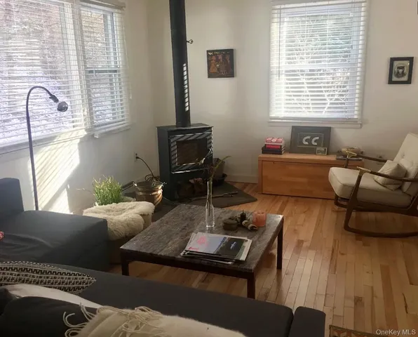 $2,300 | 136 School Street, Narrowsburg, NY 12764