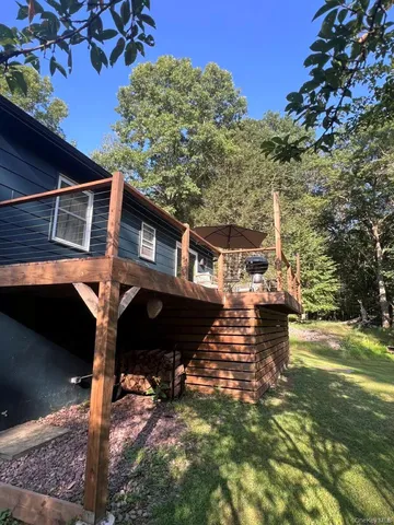 $2,300 | 136 School Street, Narrowsburg, NY 12764