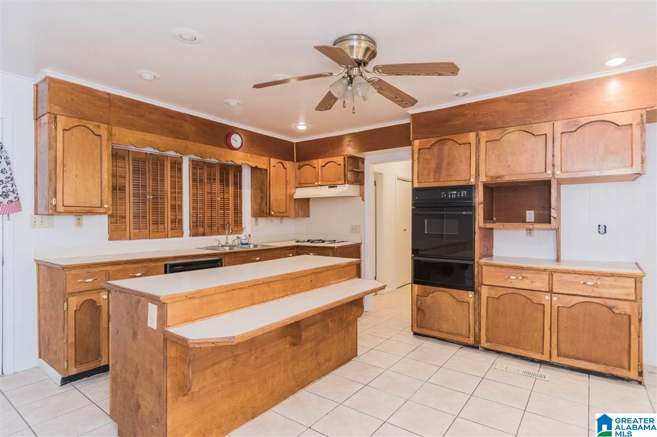 2104 16th Street Southwest Birmingham, AL 35211 - Photo 10 of 41