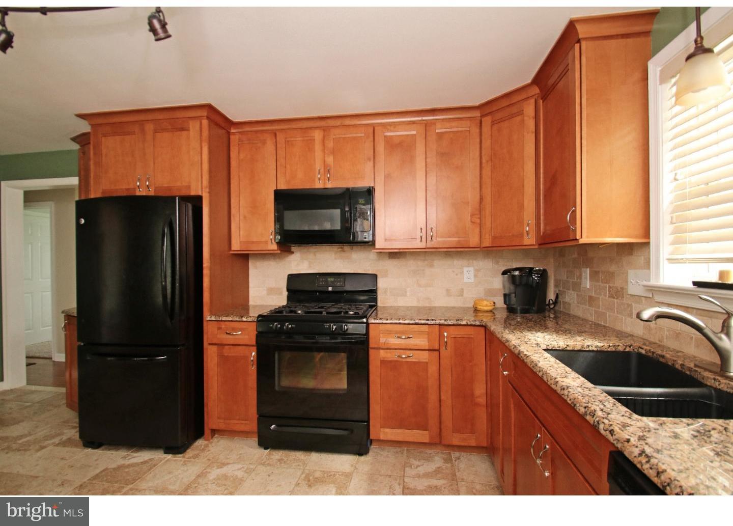 5320 Strasburg Road Kinzers, PA 17535 - Photo 6 of 25 Kitchen
