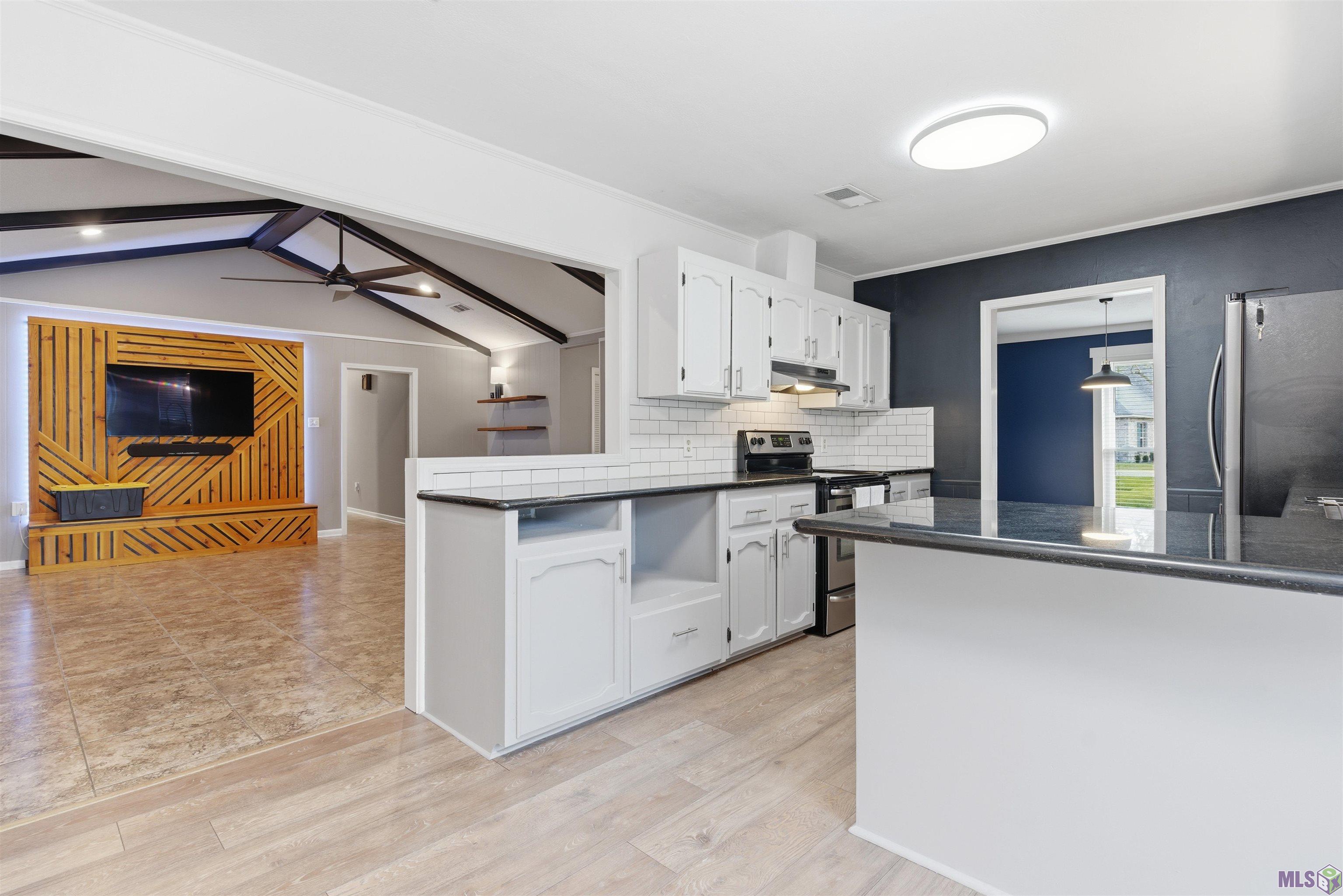 12413 King James Avenue Baton Rouge, LA 70810 - Photo 4 of 30