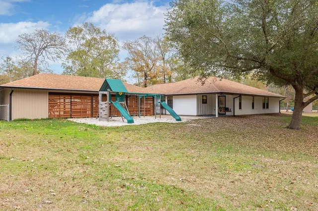 $459,900 | 304 Hosea Forrest Road, Huntington, TX 75949