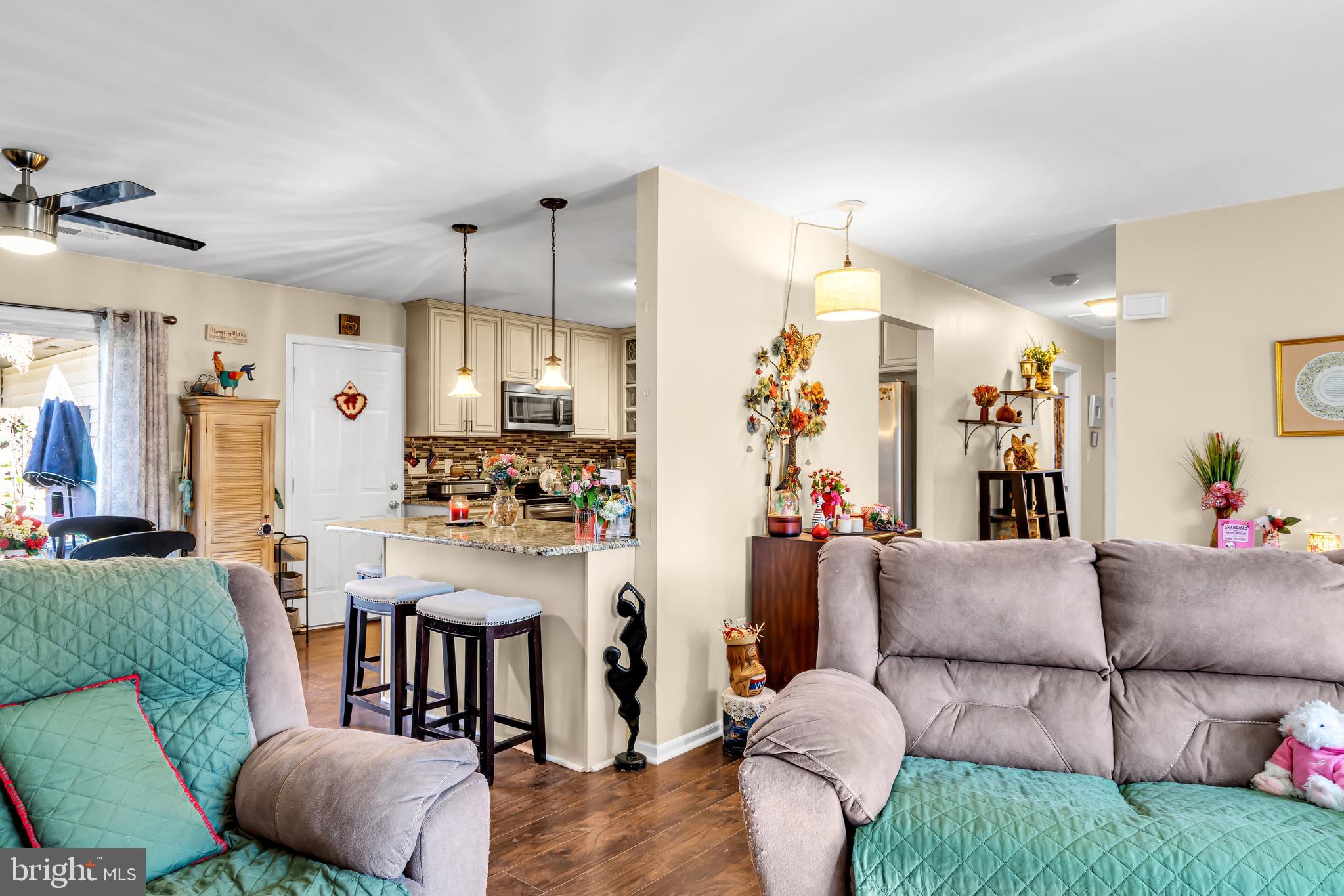 13 Robin Road Howell, NJ 07731 - Photo 16 of 52