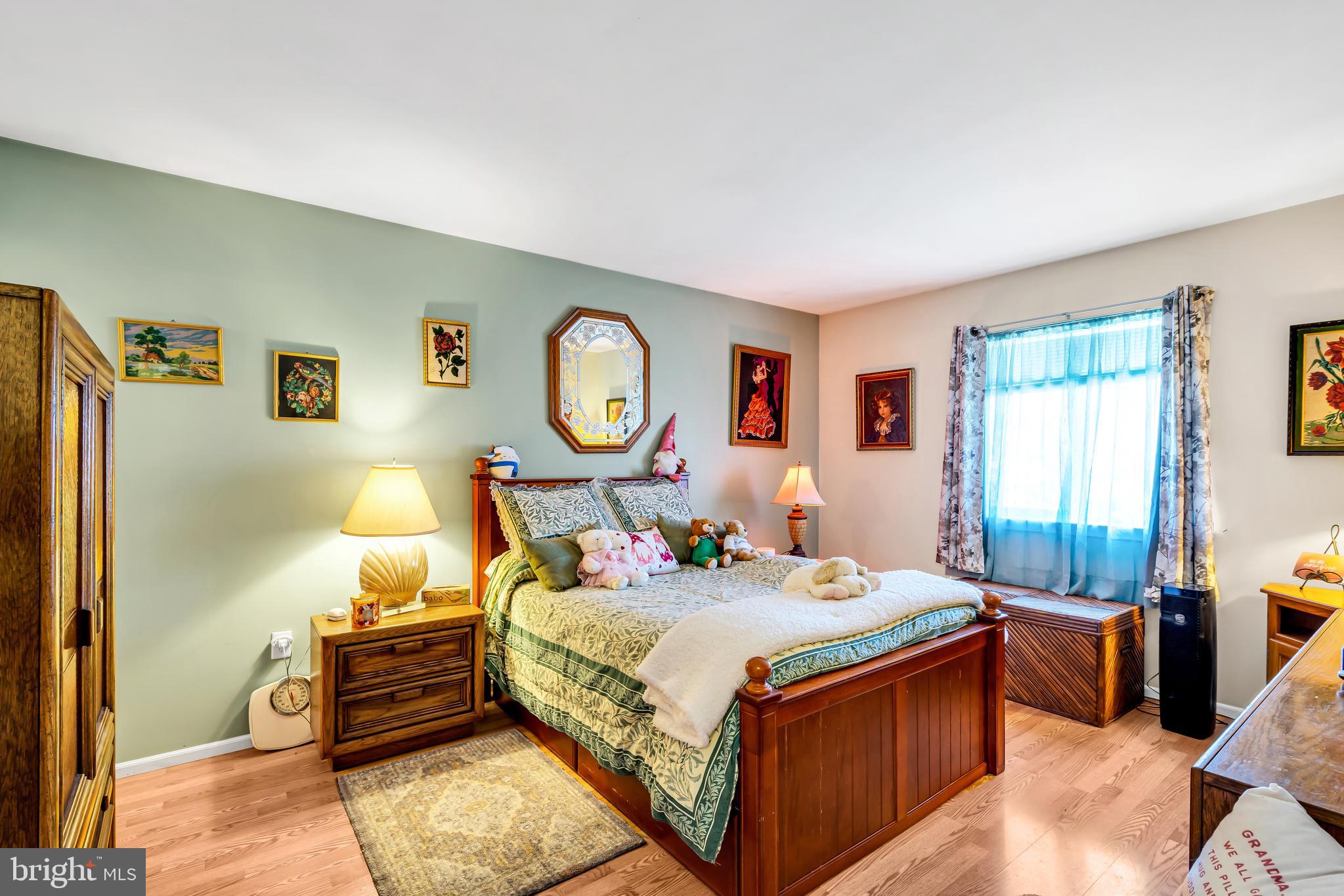 13 Robin Road Howell, NJ 07731 - Photo 28 of 52