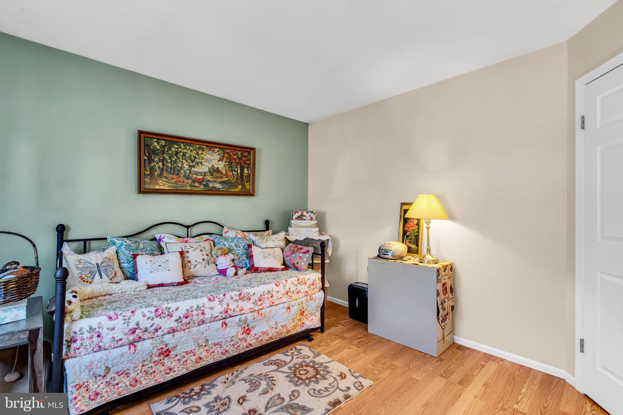 13 Robin Road Howell, NJ 07731 - Photo 34 of 52