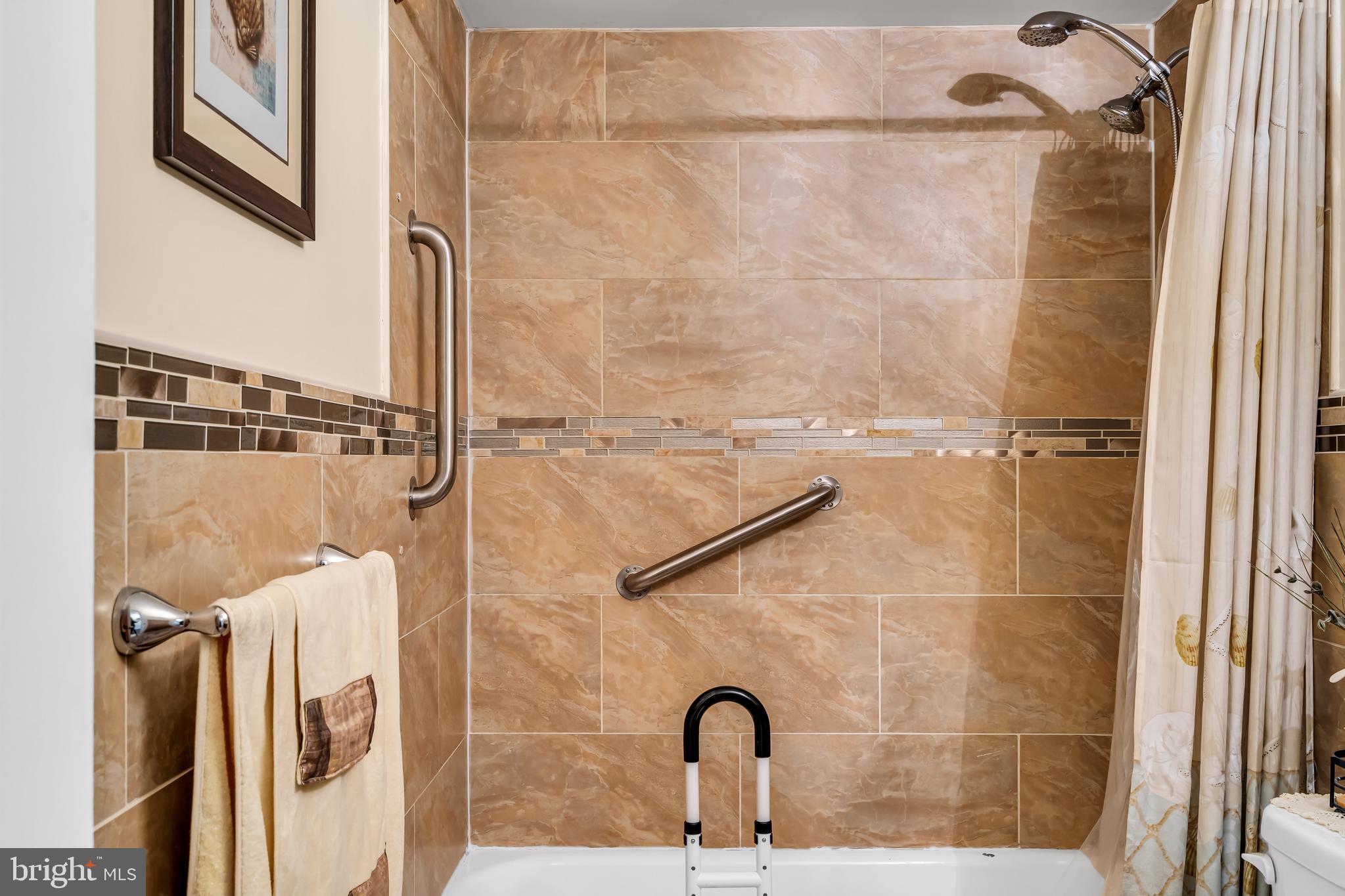 13 Robin Road Howell, NJ 07731 - Photo 37 of 52