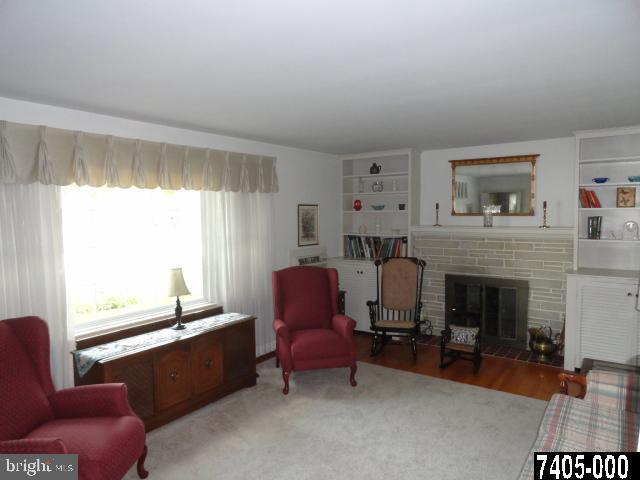 90 Rosedale Drive Manchester, PA 17345 - Photo 6 of 21 Gallery Image 6