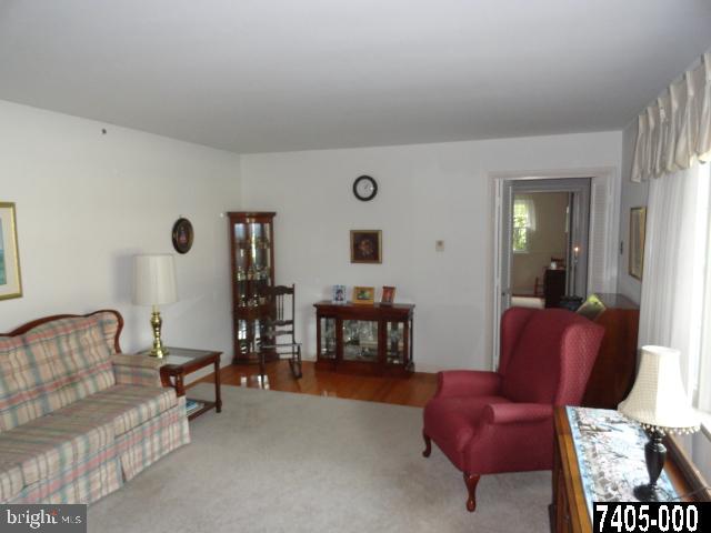 90 Rosedale Drive Manchester, PA 17345 - Photo 7 of 21 Gallery Image 7