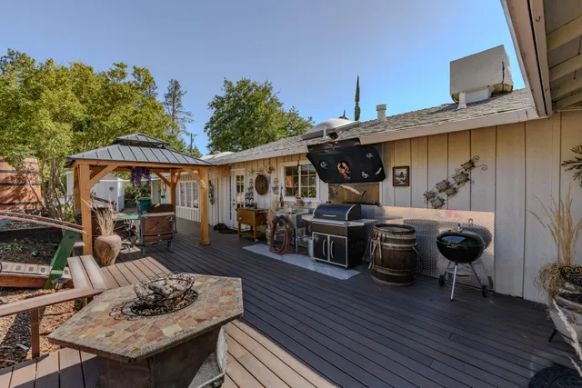 $374,900 | 11293 Dekkas Pom Court, Shasta, CA 96087