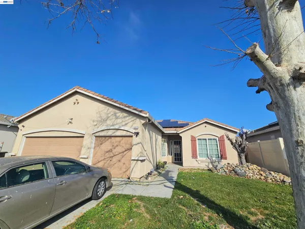 $479,000 | 537 Bonanza Drive, Newman, CA 95360