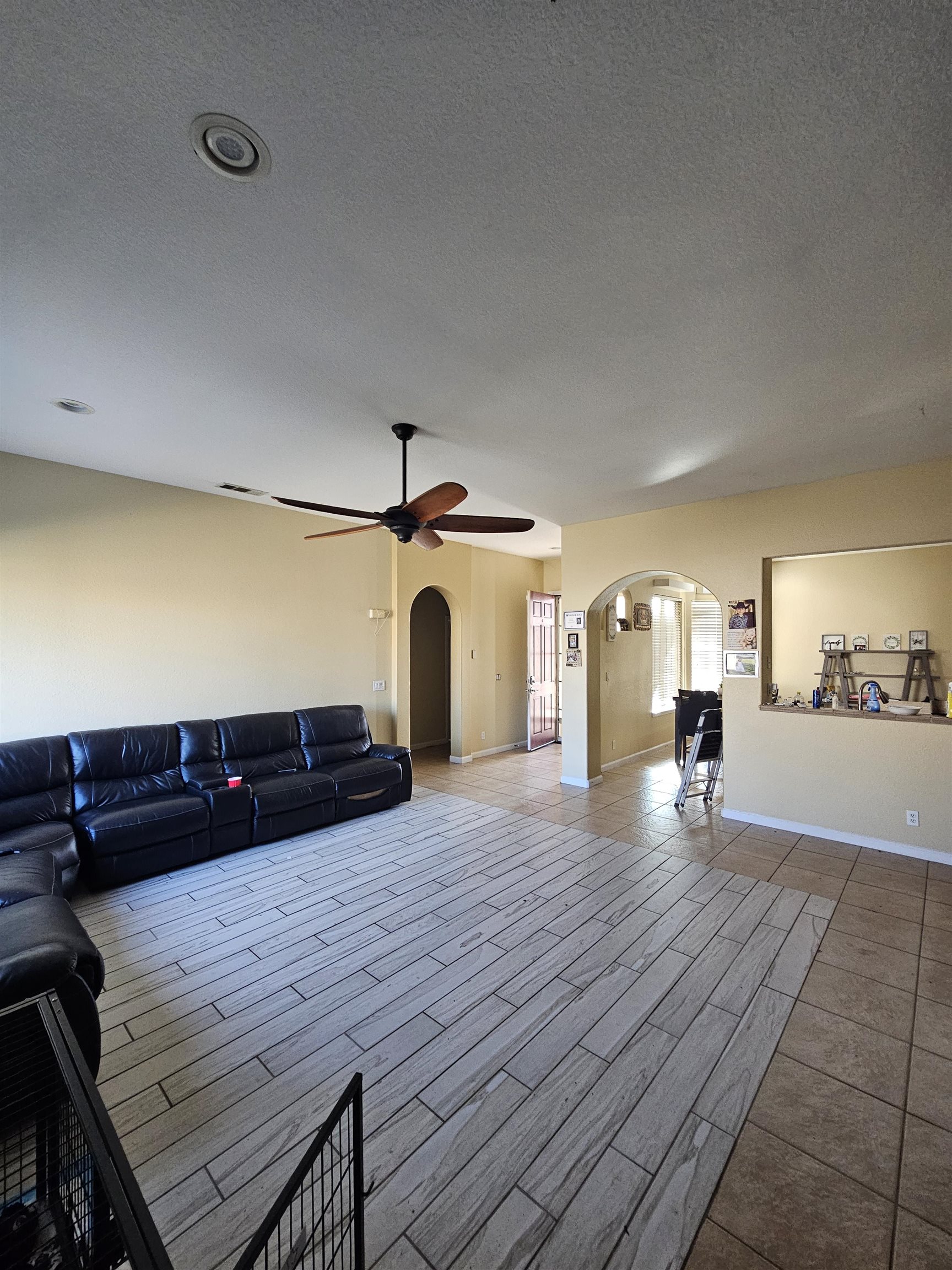 537 Bonanza Drive Newman, CA 95360 - Photo 3 of 12