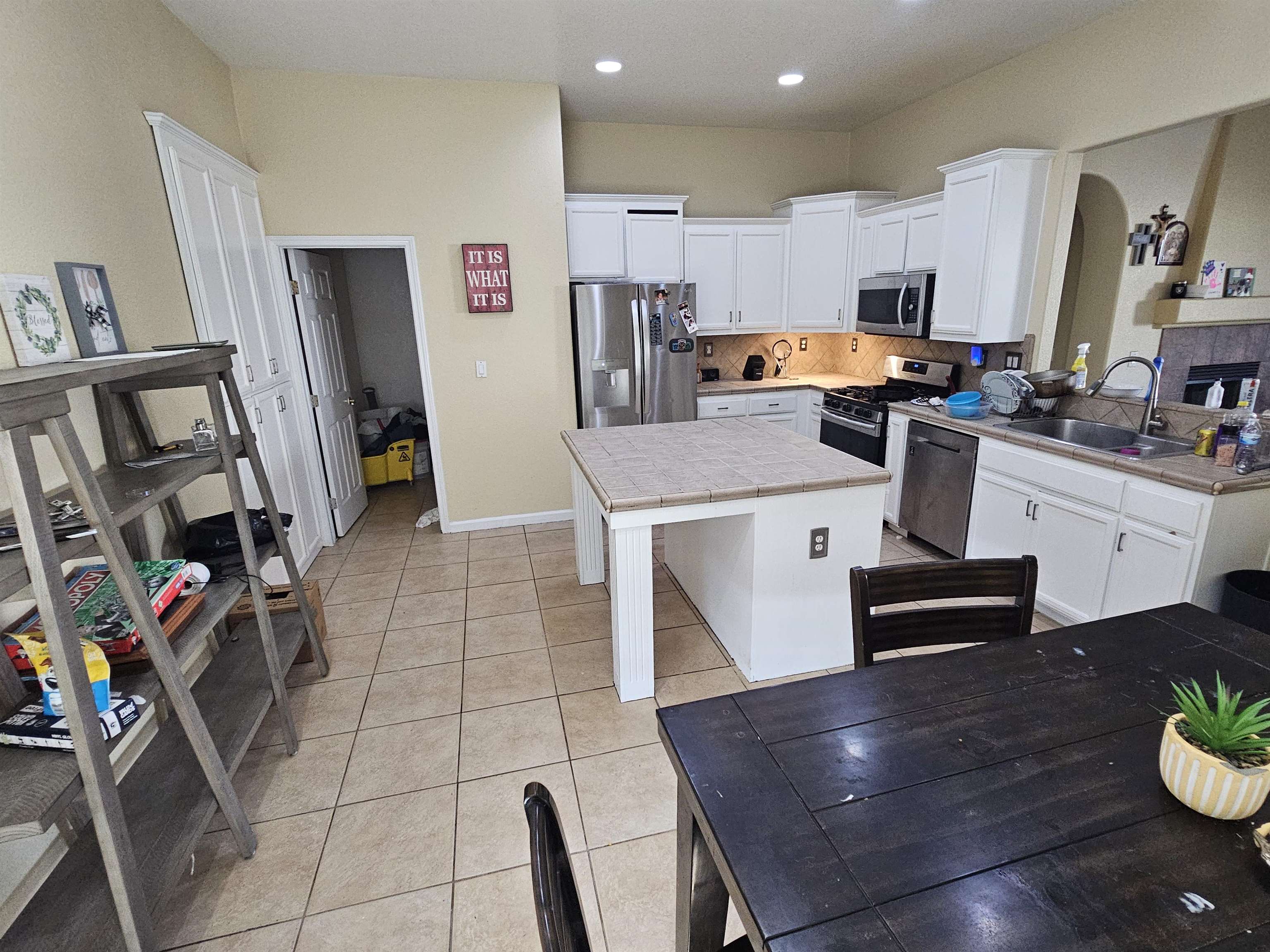 537 Bonanza Drive Newman, CA 95360 - Photo 5 of 12