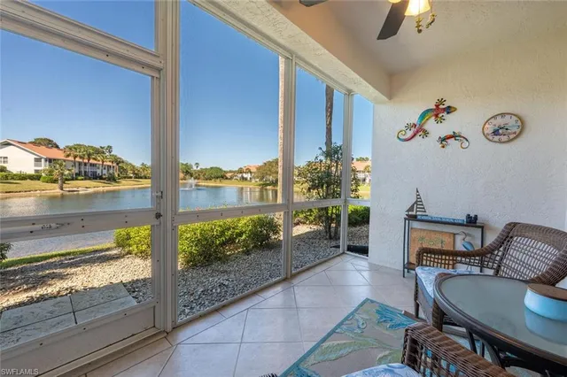 $364,900 | 4960 Deerfield Way, Unit E103, Naples, FL 34110