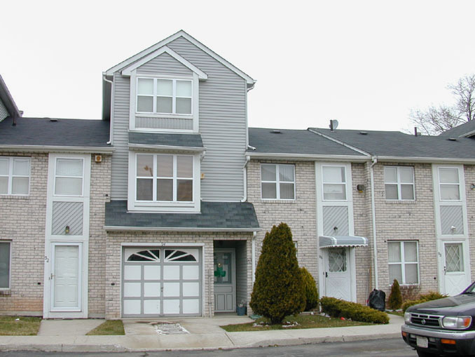 96 Rosedale Avenue Staten Island, NY 10312 - Photo 1 of 1 Primary Photo