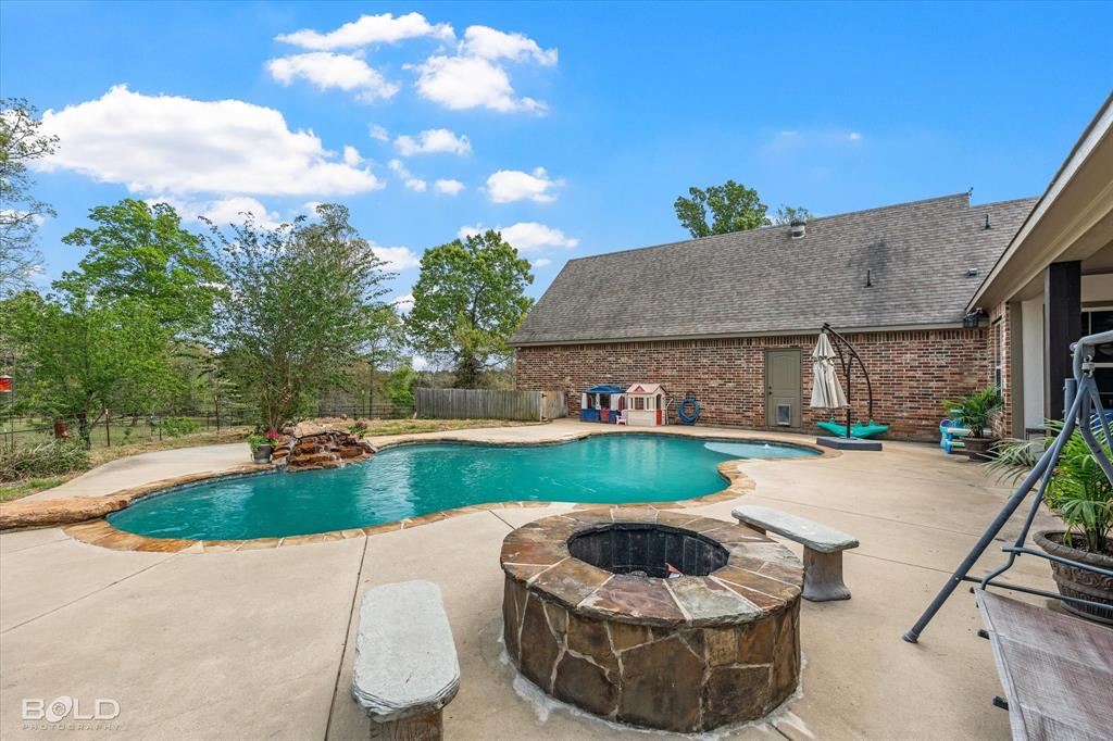13870 Highway 157 Haughton, LA 71037 - Photo 30 of 40 a view of outdoor space yard and patio