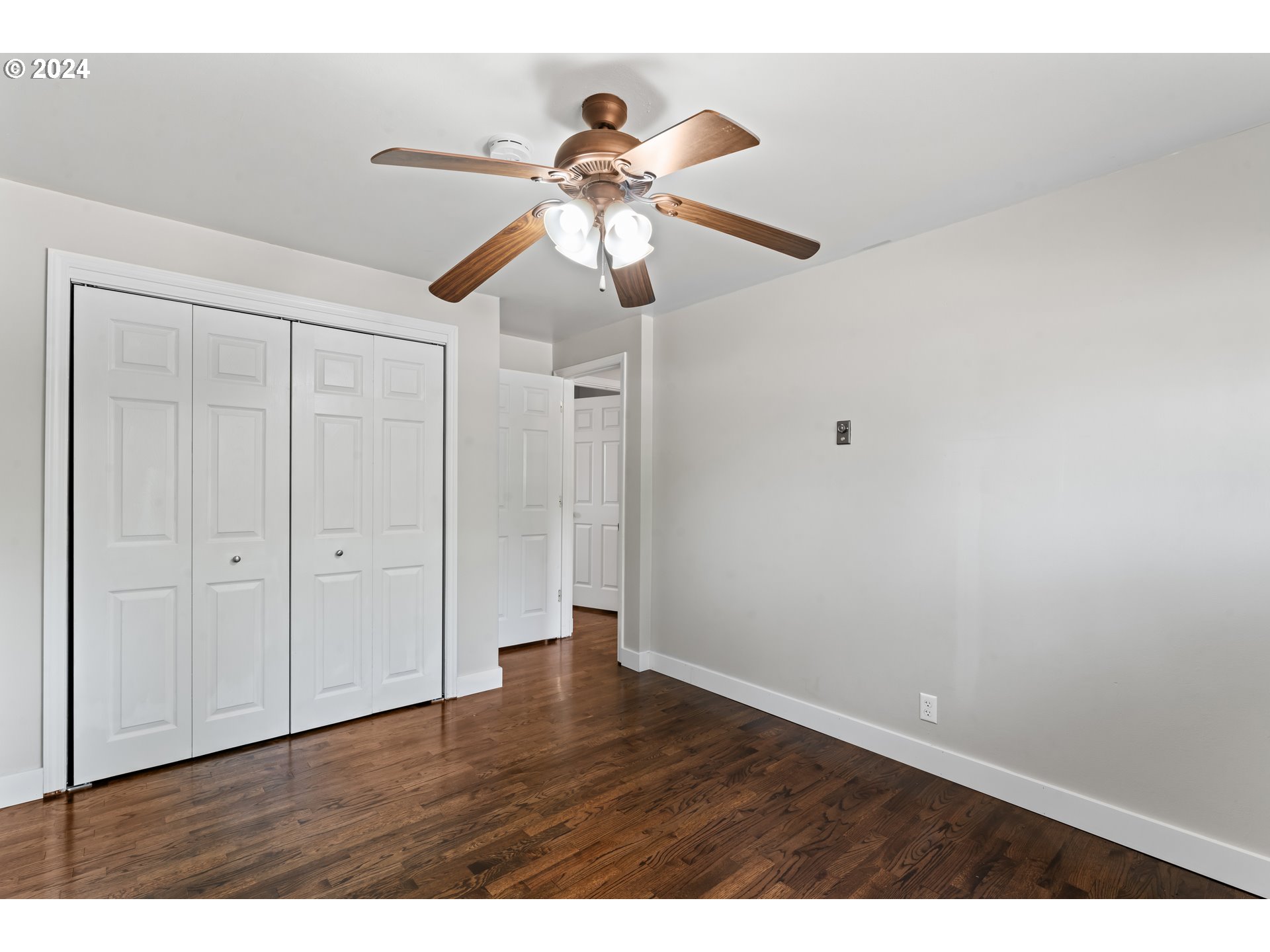 1320 Menlo Loop Springfield, OR 97477 - Photo 25 of 43 a view of an empty room