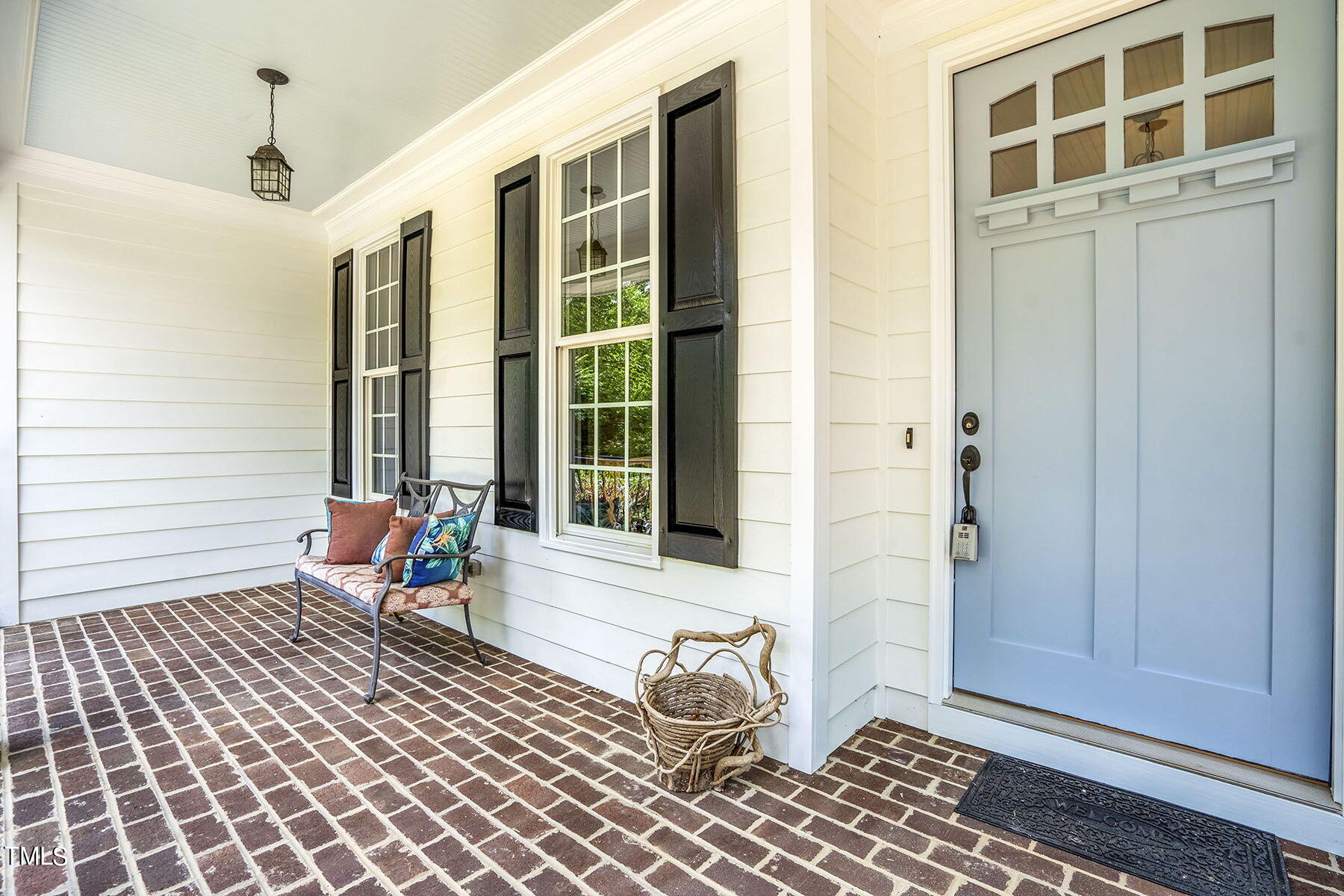 2217 Lash Avenue Raleigh, NC 27607 - Photo 5 of 30 4-web-or-mls-2217 Lash Ave-7-2