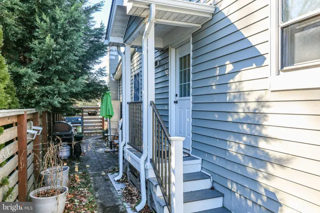 $410,000 | 940 Bryant Avenue, Colonial Beach, VA 22443