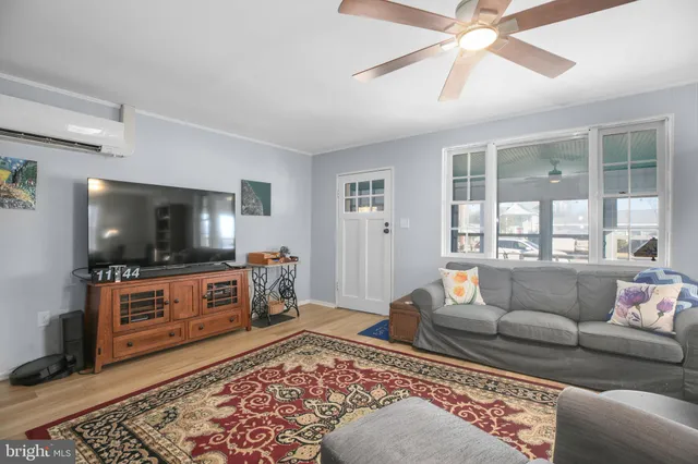 $410,000 | 940 Bryant Avenue, Colonial Beach, VA 22443