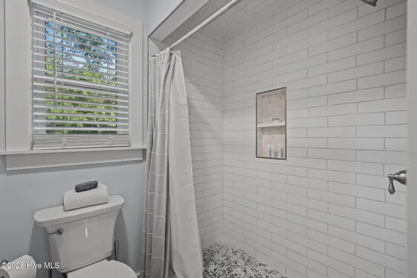 $1,499,000 | 360 Fontanel Lake Drive, Burgaw, NC 28425